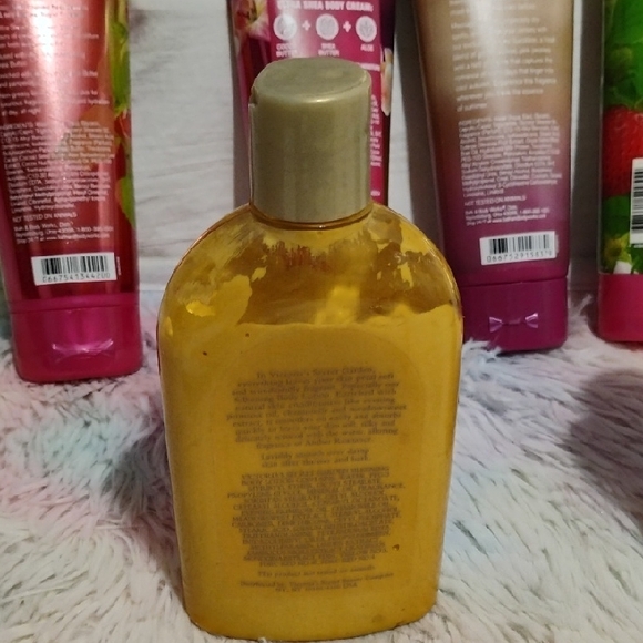 READ BELOW: 6 Bath & Body Works & 1 Victoria Secret Bundle - Picture 9 of 10